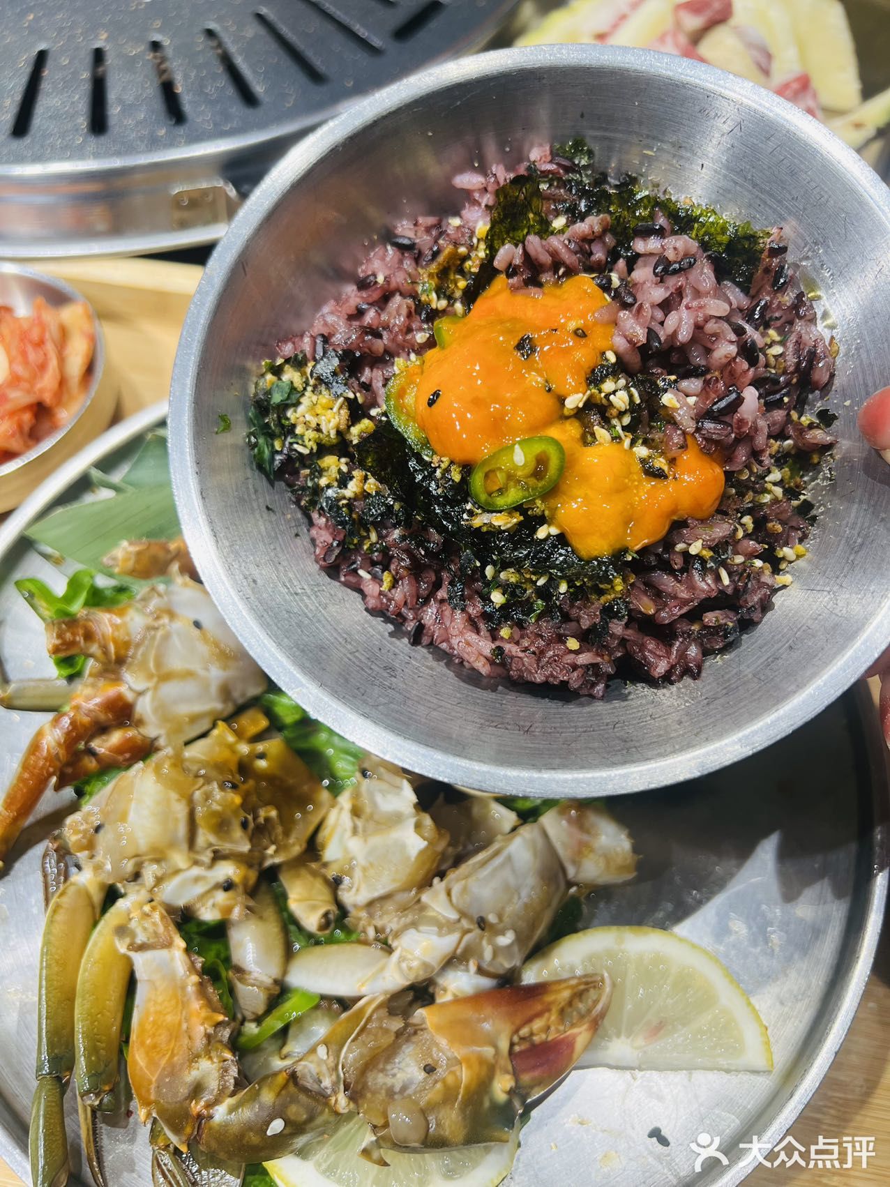 在北京，这一口酱蟹真是让人欲罢不能🦀️  