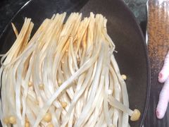-重庆九记老火锅(广场店)