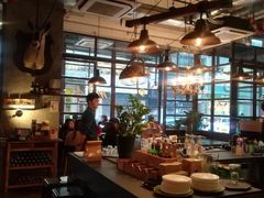 -The Coffee Academïcs(铜锣湾店)