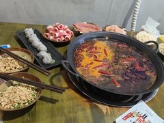 -黄潇洒老火锅(九眼桥宏济巷店)