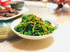 剁椒芍尖-洪霞餐馆