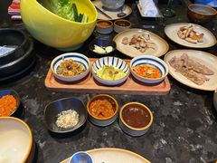-雾山韩式烤肉·海南糟粕&椰子鸡火锅·海景餐厅(三亚绿发山海天JW万豪酒店)