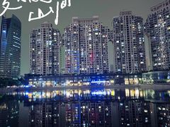 -西北湖绿化广场