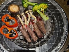 -山川小町·极番烧肉(新地假日广场店)