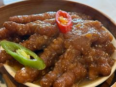 蜜汁蒸凤爪-白天鹅宾馆-宏图府餐厅