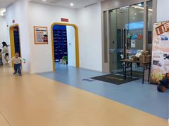 -戊辰亲子游泳俱乐部