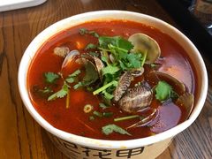 -何记花甲(海岸城旗舰店)