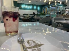 -丽莎沙拉轻食餐厅(国贸店)