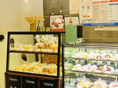 面包甜点陈列柜-小西家作•精致蛋糕(富力爱丁堡店)