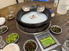 -鸿渡渔庄·特色鸭咀鱼