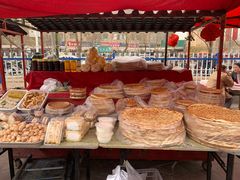 -乌恰市场(彩虹商场店)