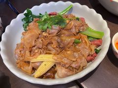 -大头虾越式风味餐厅(光明广场店)
