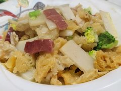 三鲜烩鱼肚-广迎居老正兴菜馆