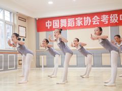 -艺彩童馨舞蹈培训学校(西湖道校区)
