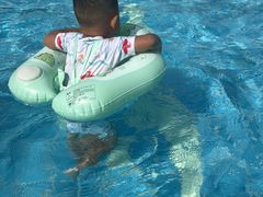 -宝安体育馆游泳馆