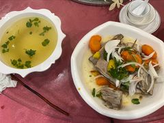 手抓羊排-新疆红柳花餐厅(新洲店)