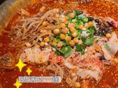 -张翻越·川渝冒菜·武汉黑鸭煲(城北万象城店)