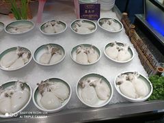 -五月罗马海鲜自助餐厅(月星环球港店)