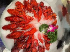 -红盔侠小龙虾(海宁银泰店)