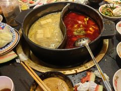 -沸炉重庆老火锅(军事博物馆店)