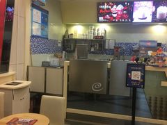 -DQ·蛋糕·冰淇淋(浦江欢乐颂店)