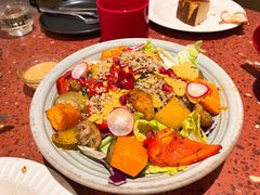 烤南瓜藜麦沙拉-La Terre乐田(万象城店)