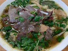 牛肉罩饼-清真·白家牛肉罩火烧老店(育才街店)