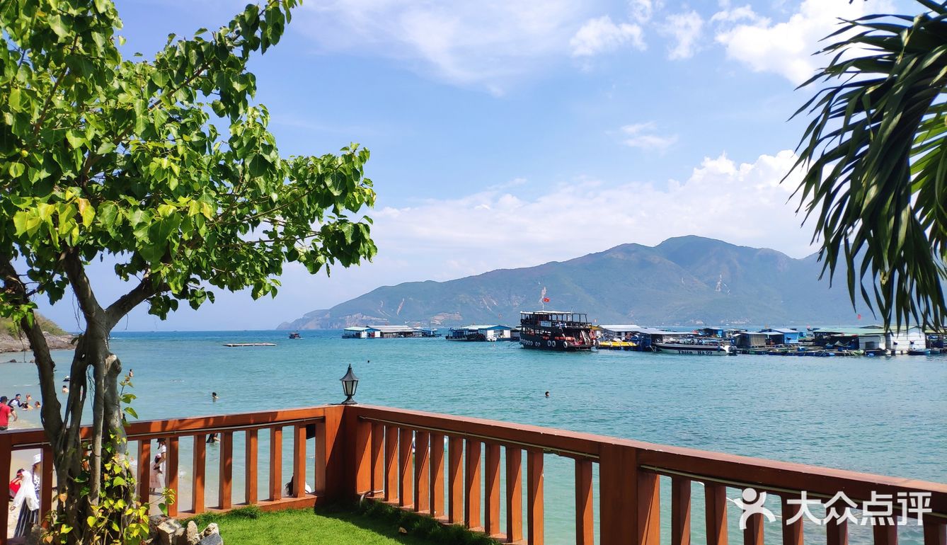 拿照片一问起他们还会记得这是芽庄！其他的也就可圈可点了