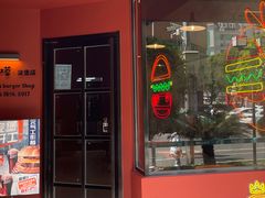 门面-牛纽塔·牛人堡(群众路店)