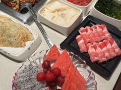 -海底捞火锅鲜切牛肉主题店(长寿路店)
