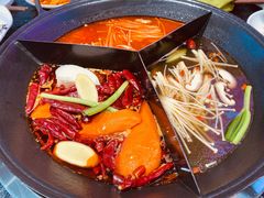 -渝里重庆火锅(航天城店)