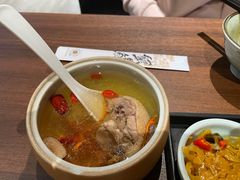 -蟹黄鱼·海派深夜面馆(巨鹿路店)