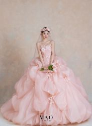 -MAO亲爱的猫婚纱摄影工作室