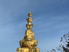 -峨眉山报国寺