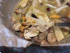 -七采菌园·野生菌石锅鱼(环城北路店)