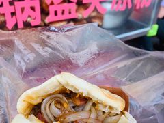 夹张飞牛肉凉粉-刘氏方酥锅盔(古城总店)