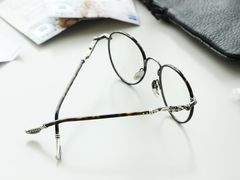 -目艮眼镜SHOWROOM(品牌集合店)