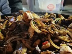 -老周炒拨拉(甘州总店)