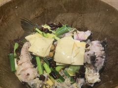 -滇香肴·云南菜蒸汽石锅鱼(云南北路店)