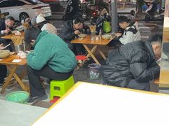 -全家福米线