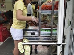-Bánh Mì Huynh Hoa