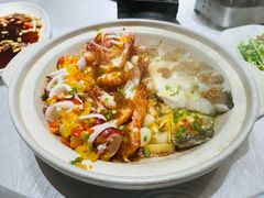 -炆艺乳鸽·煲仔饭大排档(望京来广营店)