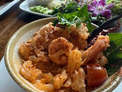 -Chom Cafe and Restaurant