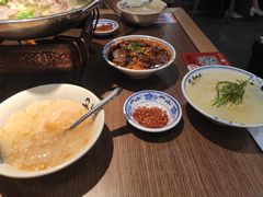-肖四女乐山跷脚牛肉(世博源店)