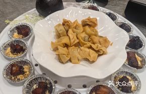 Signature Golden Black Barbecue Pork / Set