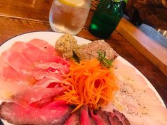 火腿拼盘-羽深肉铺 Steak & Wine