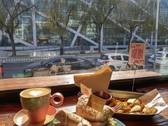 -Catch Bagel(芳草地店)