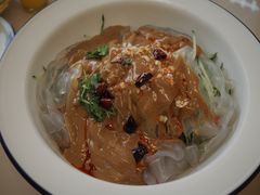 -老码头黑皮肘子锅包肉熏酱水饺(文政街店)