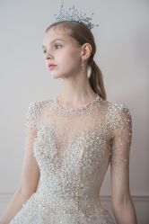 -艾米丽婚纱礼服