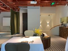 -Erman岩烧牛排(虹桥南丰城店)